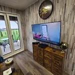 Nowy York - Sauna - Jacuzzi - Najczystsze Jezioro Pl - - Styrus Holiday home