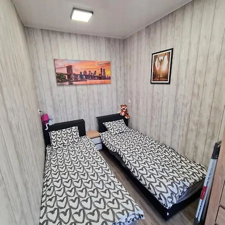 Nowy York - Sauna - Jacuzzi - Najczystsze Jezioro Pl - - Styrus