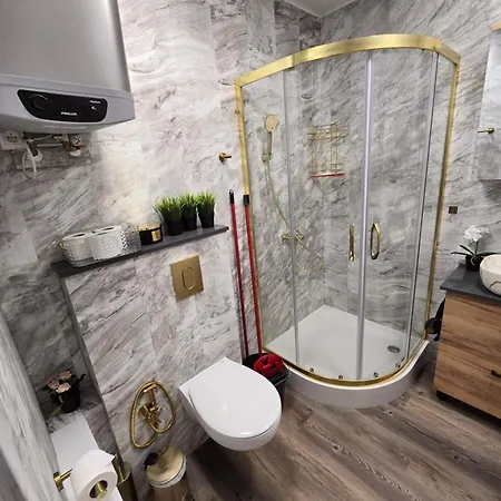 Nowy York - Sauna - Jacuzzi - Najczystsze Jezioro Pl - - Styrus Сasa de vacaciones Giewartów
