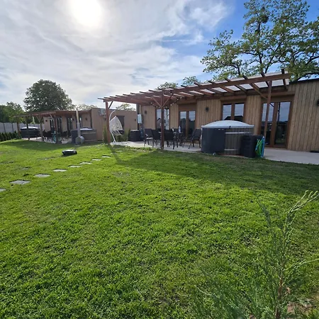 Nowy York - Sauna - Jacuzzi - Najczystsze Jezioro Pl - - Styrus Holiday home *