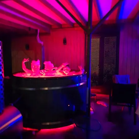 Nowy York - Sauna - Jacuzzi - Najczystsze Jezioro Pl - - Styrus * Giewartów