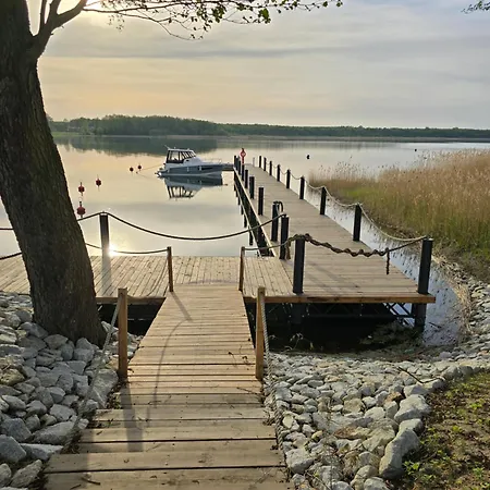 Nowy York - Sauna - Jacuzzi - Najczystsze Jezioro Pl - - Styrus Semesterbostad Giewartów