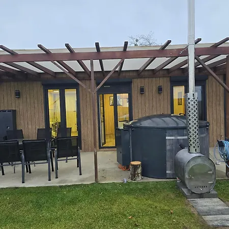 Nowy York - Sauna - Jacuzzi - Najczystsze Jezioro Pl - - Styrus * Giewartow