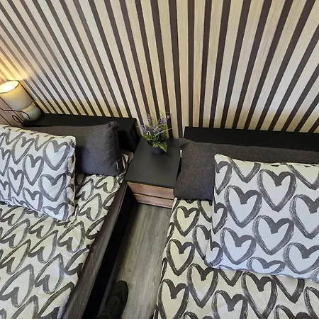 Nowy York - Sauna - Jacuzzi - Najczystsze Jezioro Pl - - Styrus Holiday home *