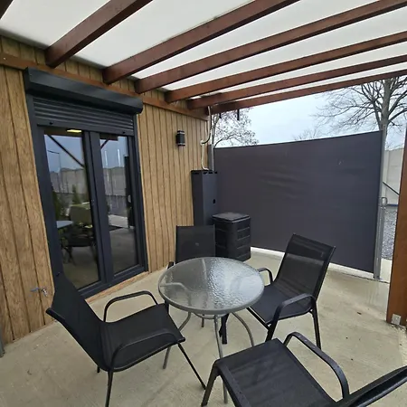 Nowy York - Sauna - Jacuzzi - Najczystsze Jezioro Pl - - Styrus Giewartów