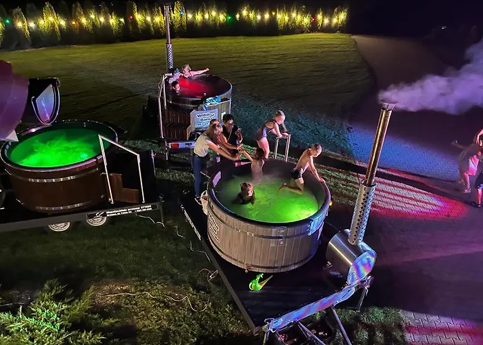 Nowy York - Sauna - Jacuzzi - Najczystsze Jezioro Pl - - Styrus Holiday home Giewartow