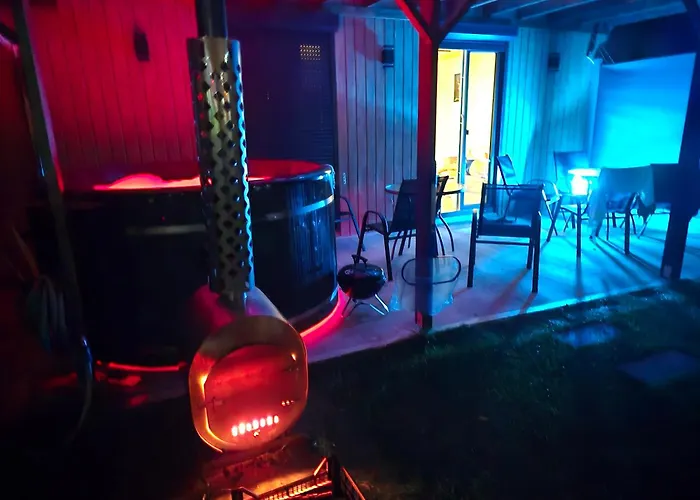 Nowy York - Sauna - Jacuzzi - Najczystsze Jezioro Pl - - Styrus Holiday home