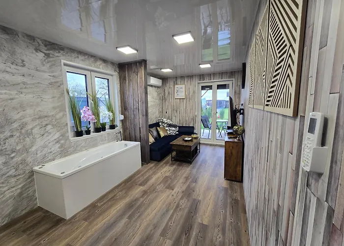 Nowy York - Sauna - Jacuzzi - Najczystsze Jezioro Pl - - Styrus *