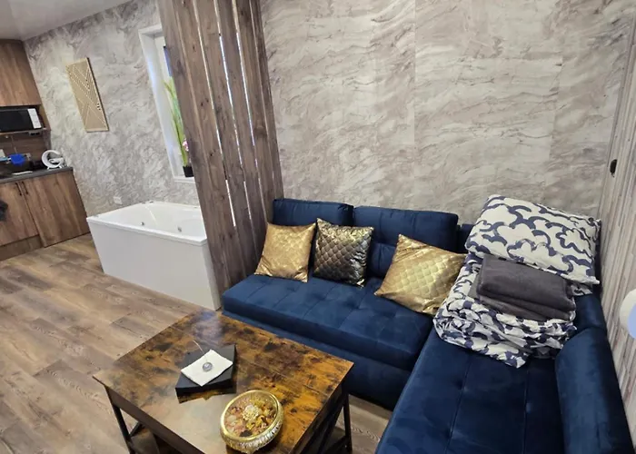 Nowy York - Sauna - Jacuzzi - Najczystsze Jezioro Pl - - Styrus Giewartow